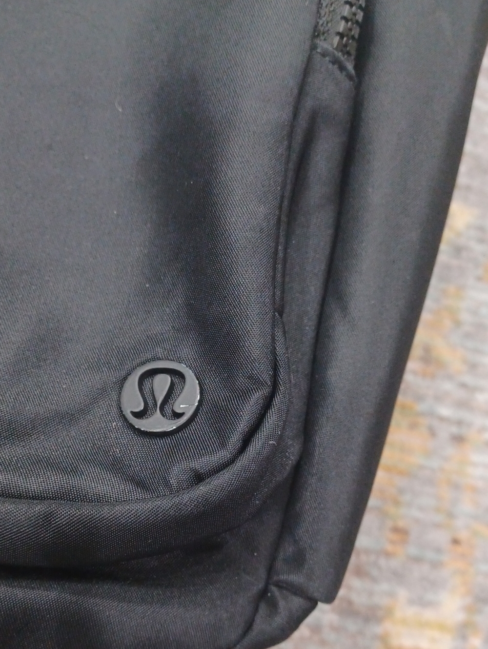 Lululemon Everywhere Shell Backpack - Picture 5 of 13